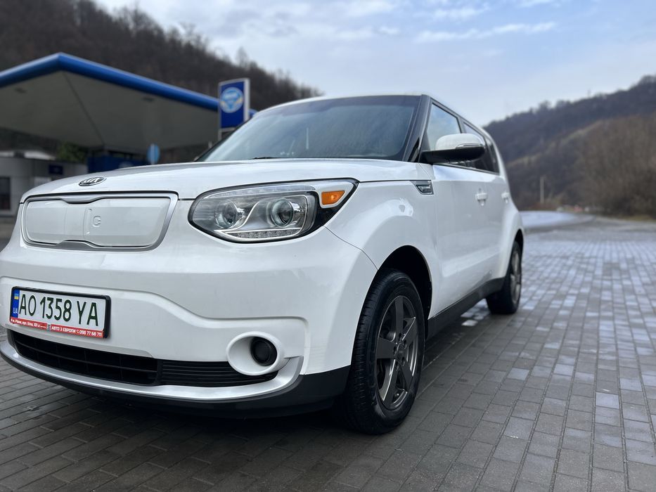 KIA Soul EV 2015 року