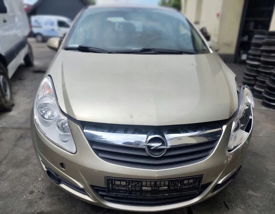 OPEL CORSA D ZDERZAK PRZÓD