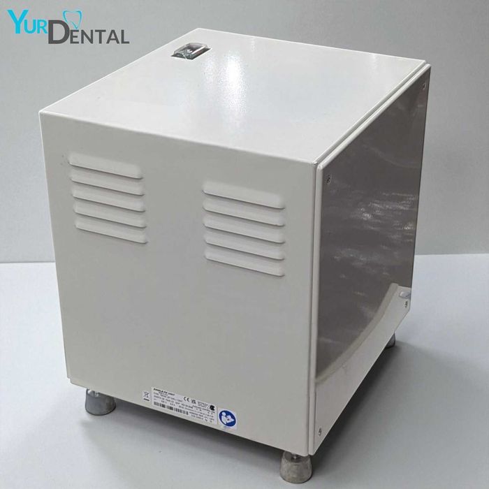 Помпа сухого типу Cattani в корпусі. На 2 установки.