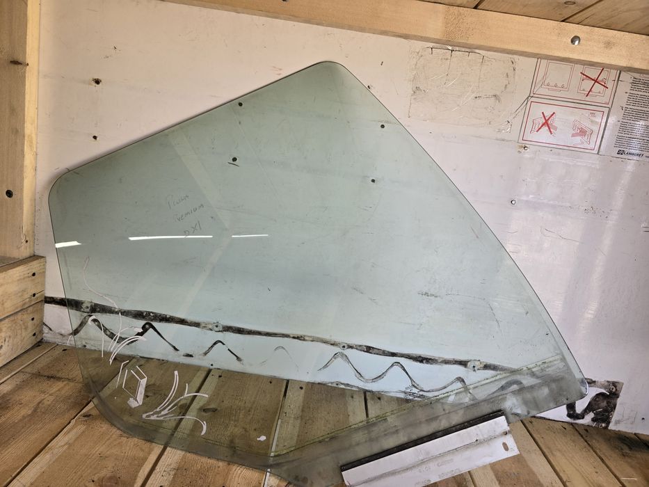 Szyba drzwi prawa renault premium dxi