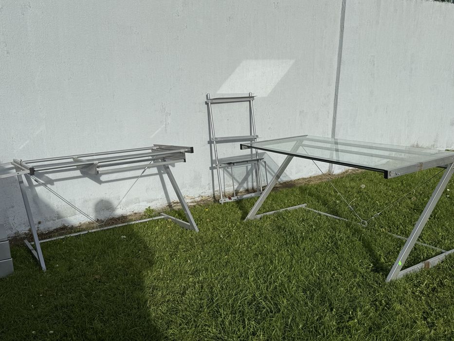 Biurko metalowe z szklany blat duze