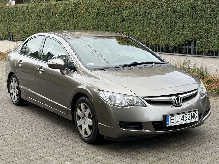 Honda Civic_2008_1.8 Benzyna_Polski Salon_Sprawny