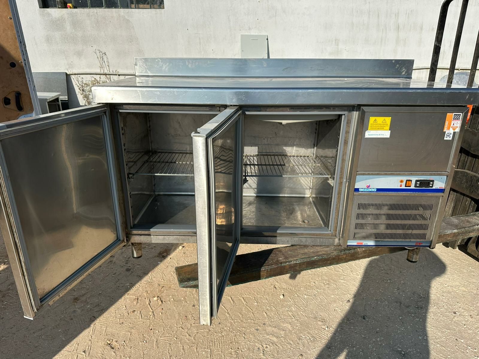 Bancada de frio em inox