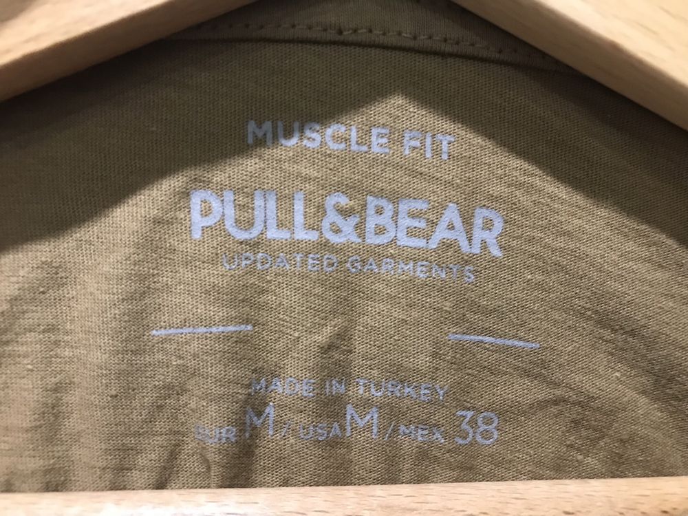 Продам футболку Pull&Bear Muscle Fit