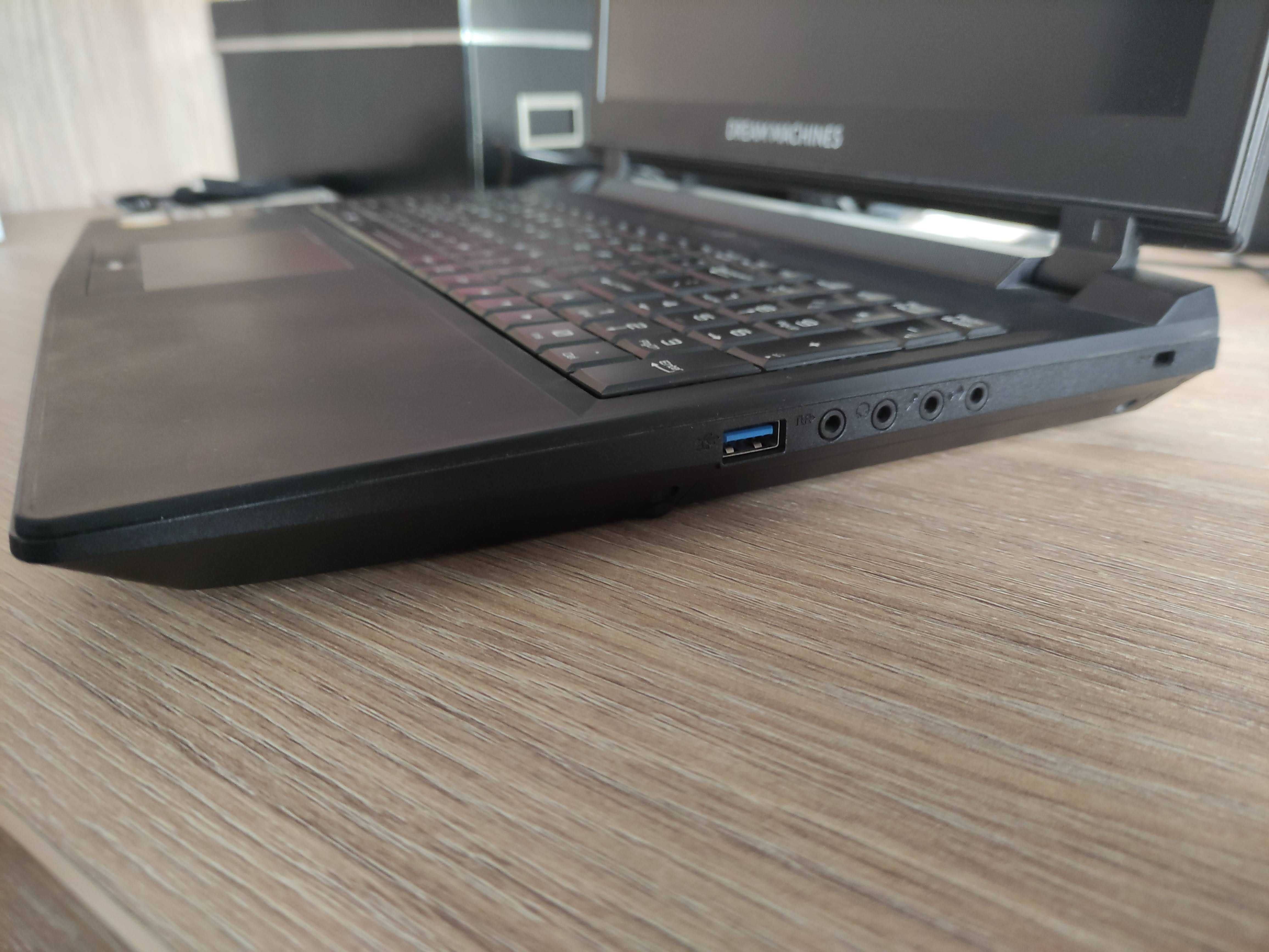 Potężny laptop 15,6", i7 6700K 4,2GHz, 32GB RAM, 512GB NVME, 970M 6GB