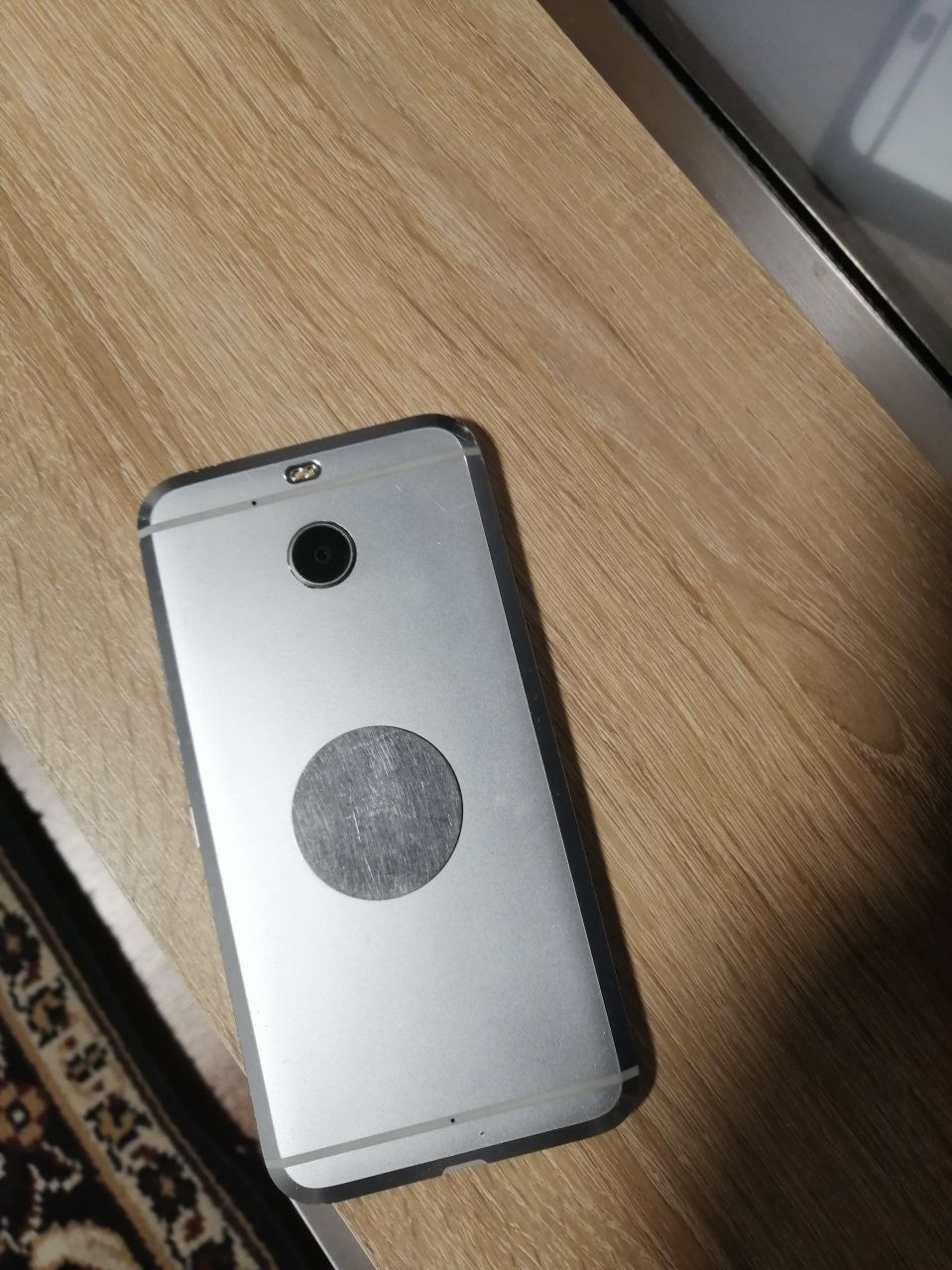 Телефон HTC 10 evo