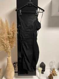 Czarna sukienka Zara S