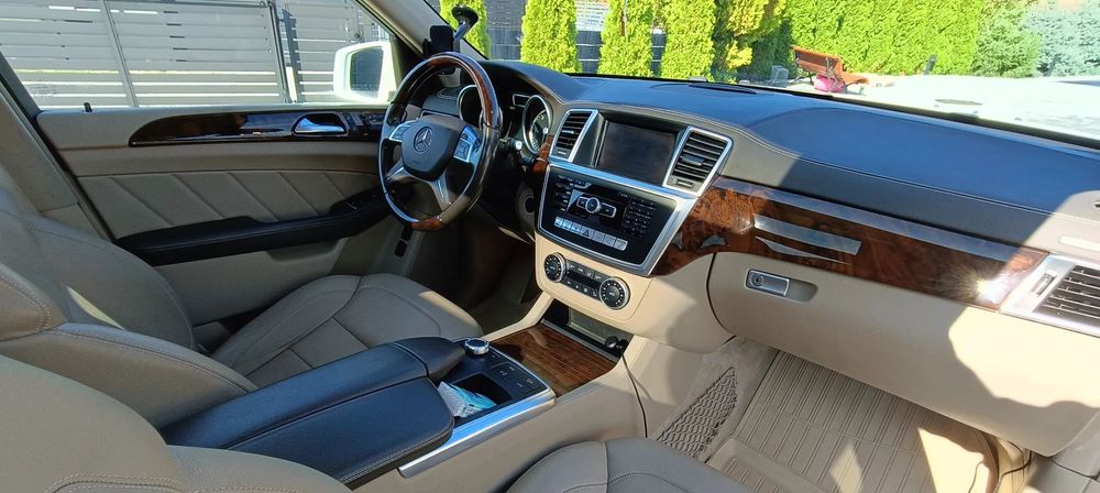 Mercedes-Benz GL Mercedes GL350 BlueTec AMG