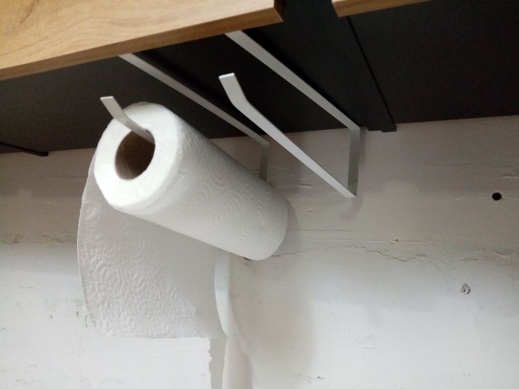 2 wieszaki podszafkowe na ręcznik papierowy
