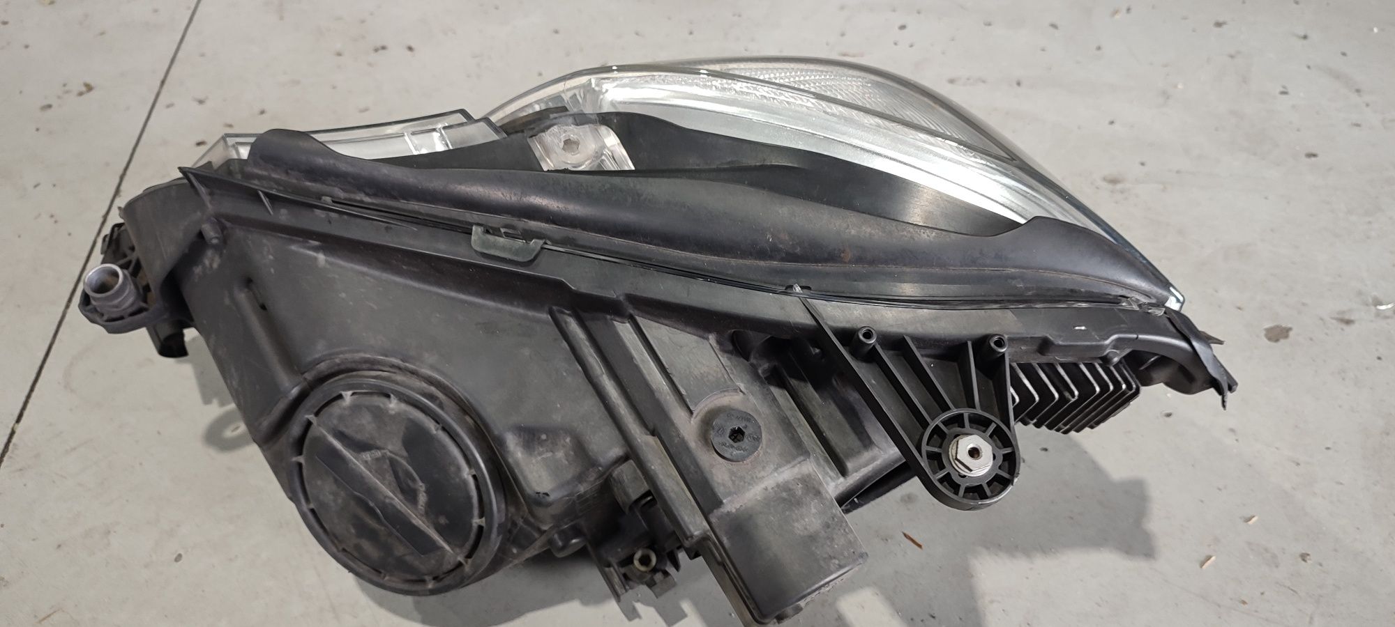 Ótica Mercedes e 212