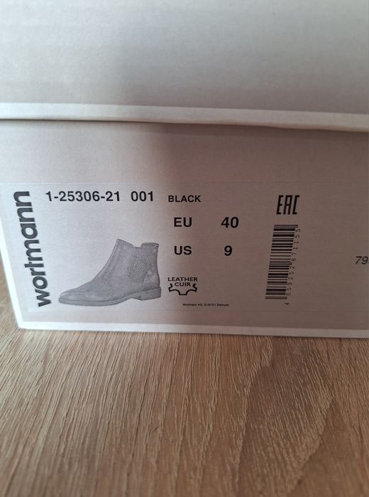 Skórzane ocieplane sztyblety Tamaris, 40