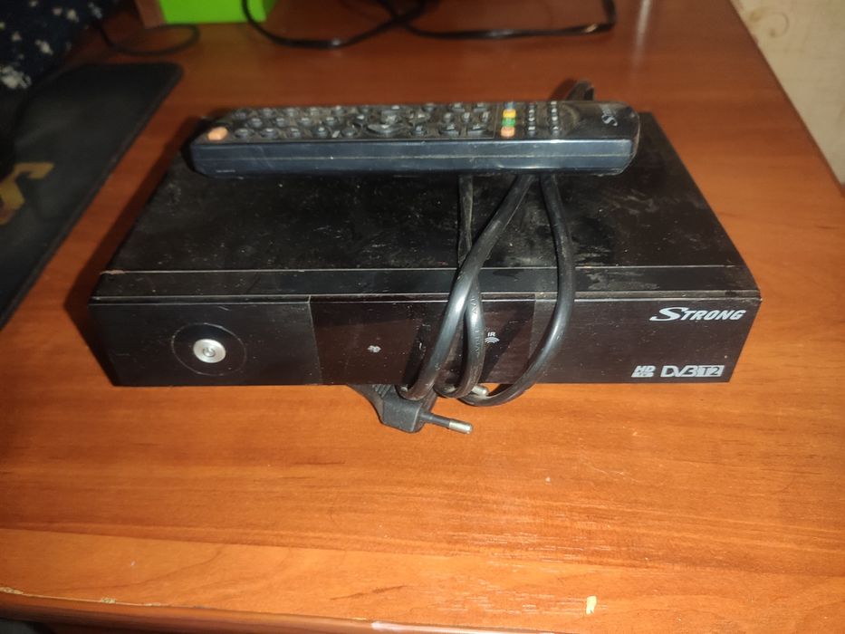 Т2 приставка  strong dv3