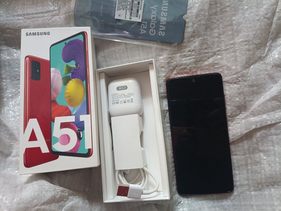 Samsung A51 Amoled 6/128 NFC .Полный комплект.На Подарок.