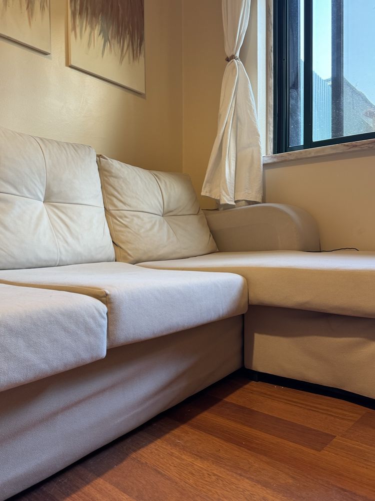 Sofá Bege Chaise Longue