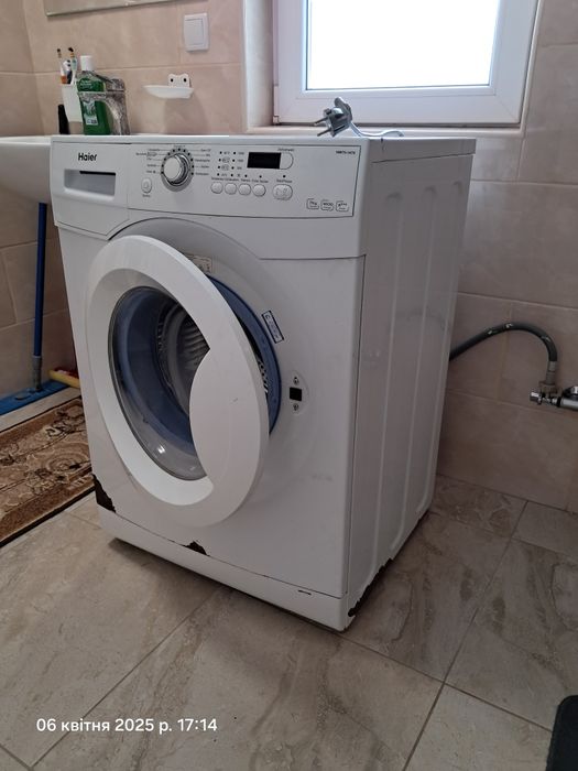 Пральна машинка, працює, під ремонт або на запчастини
