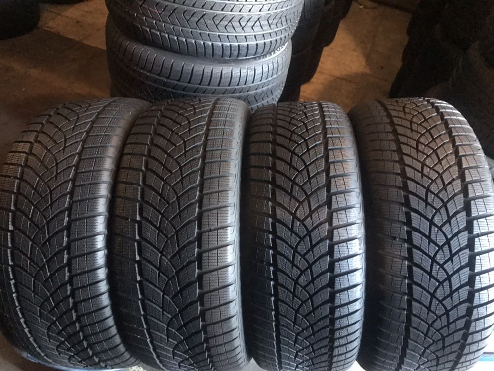 275/45/20+255/45/20 R20 Goodyear Ultra Grip Perfomance GEN1 4шт зима