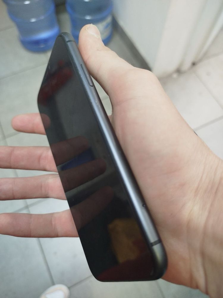 Iphone 11 64  gb