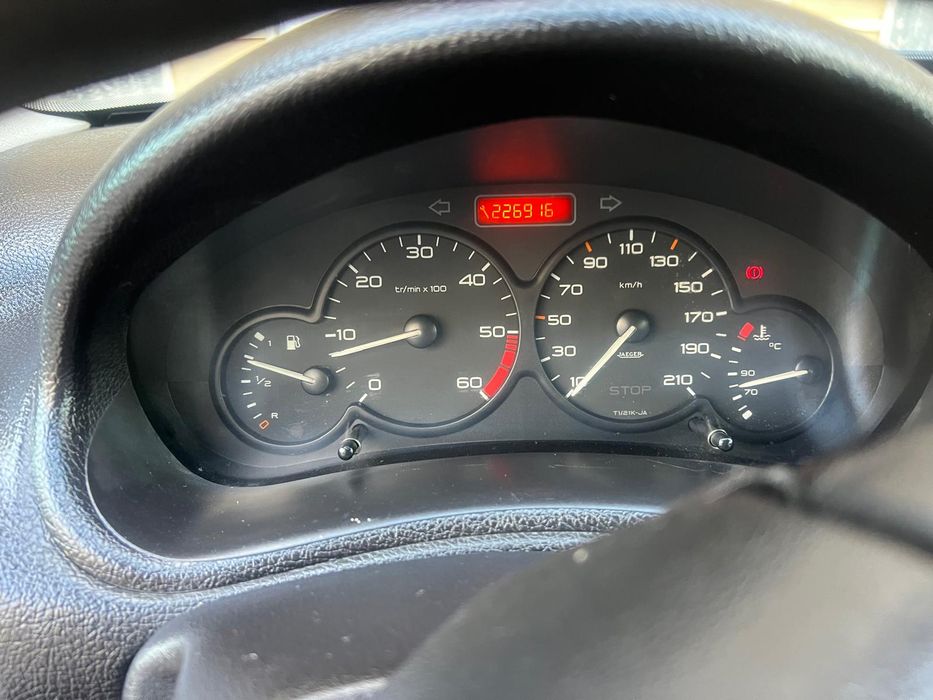 Peugeot 206 motor 1.9