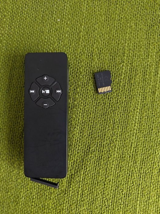 Плеер для спорта, в дорогу, прослушавать аудио книги и тексты