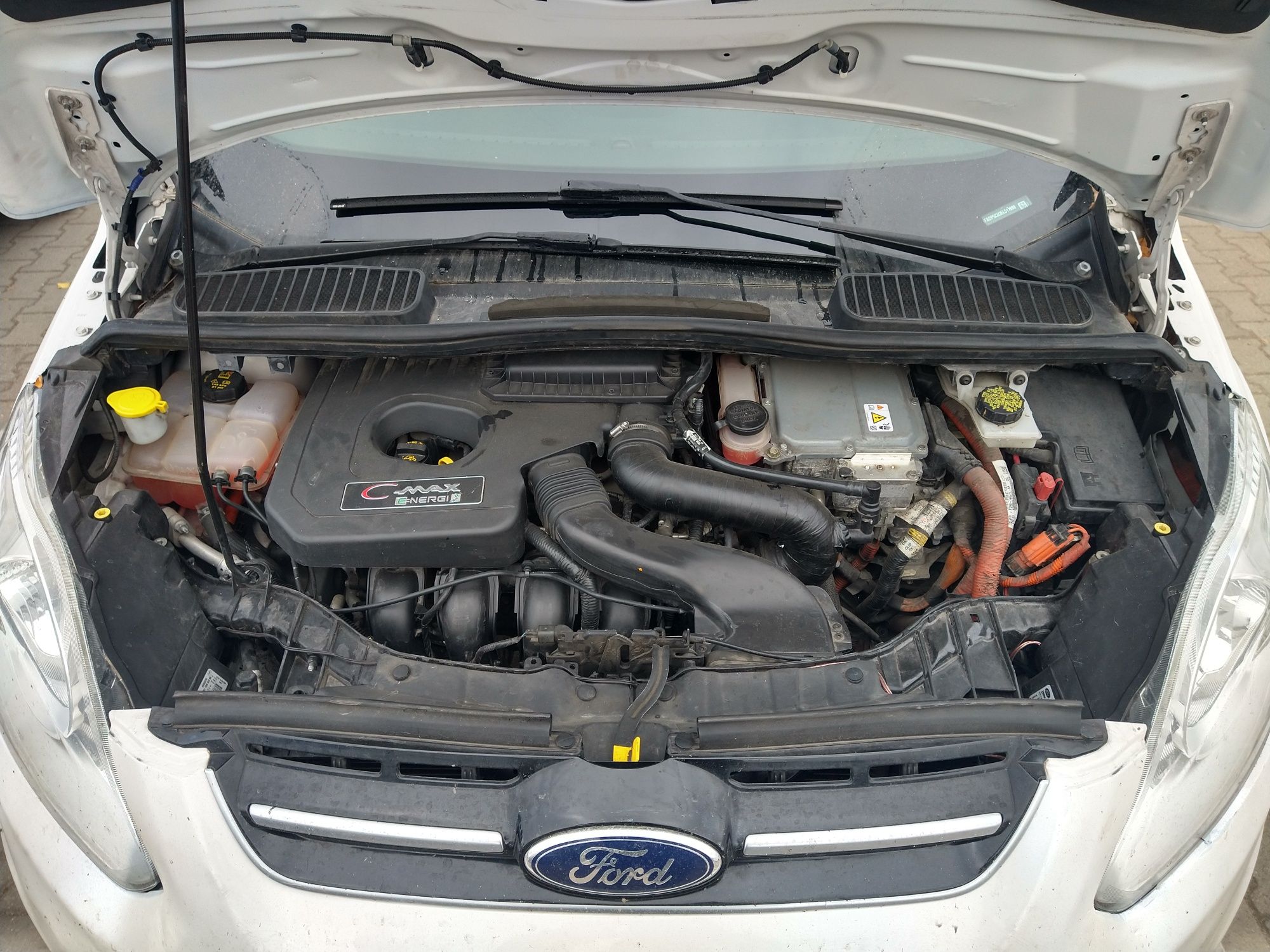 Ford c max hybrid plug in