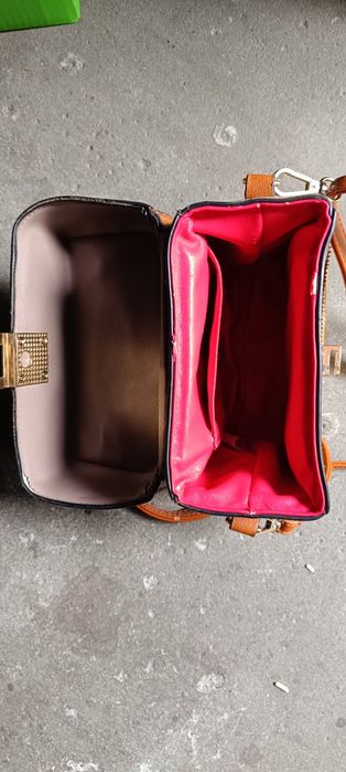 Torebka damska kuferek