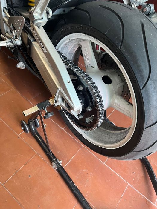 Mota Yamaha YZF - R6