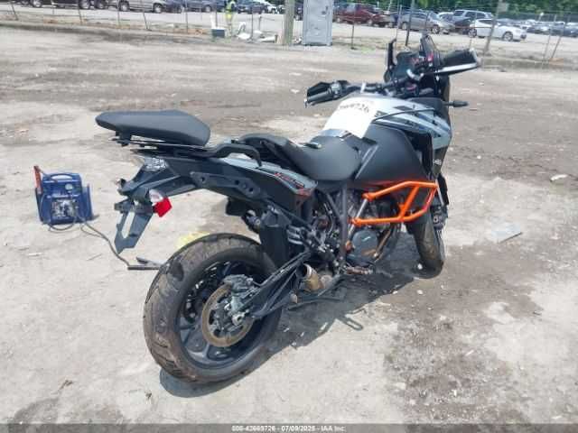 2020 KTM 1290 SUPER Adventure S