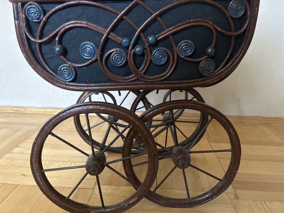 Wózek antyczny.