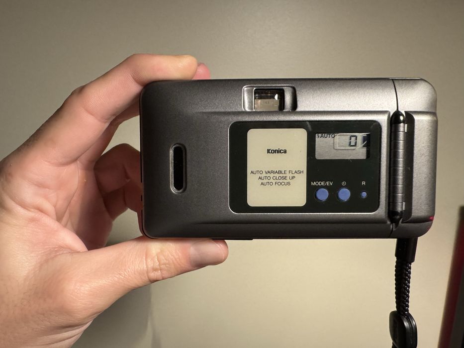 Konika Big Mini , Camera Analogica
