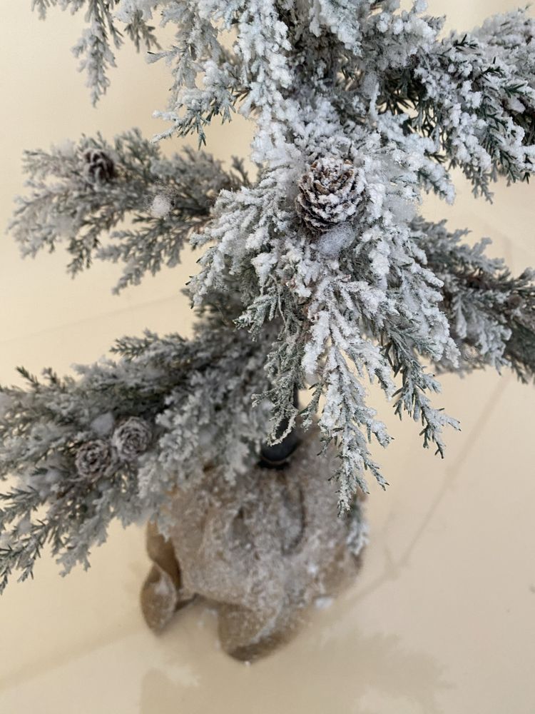 Árvore de Natal com efeito de Neve