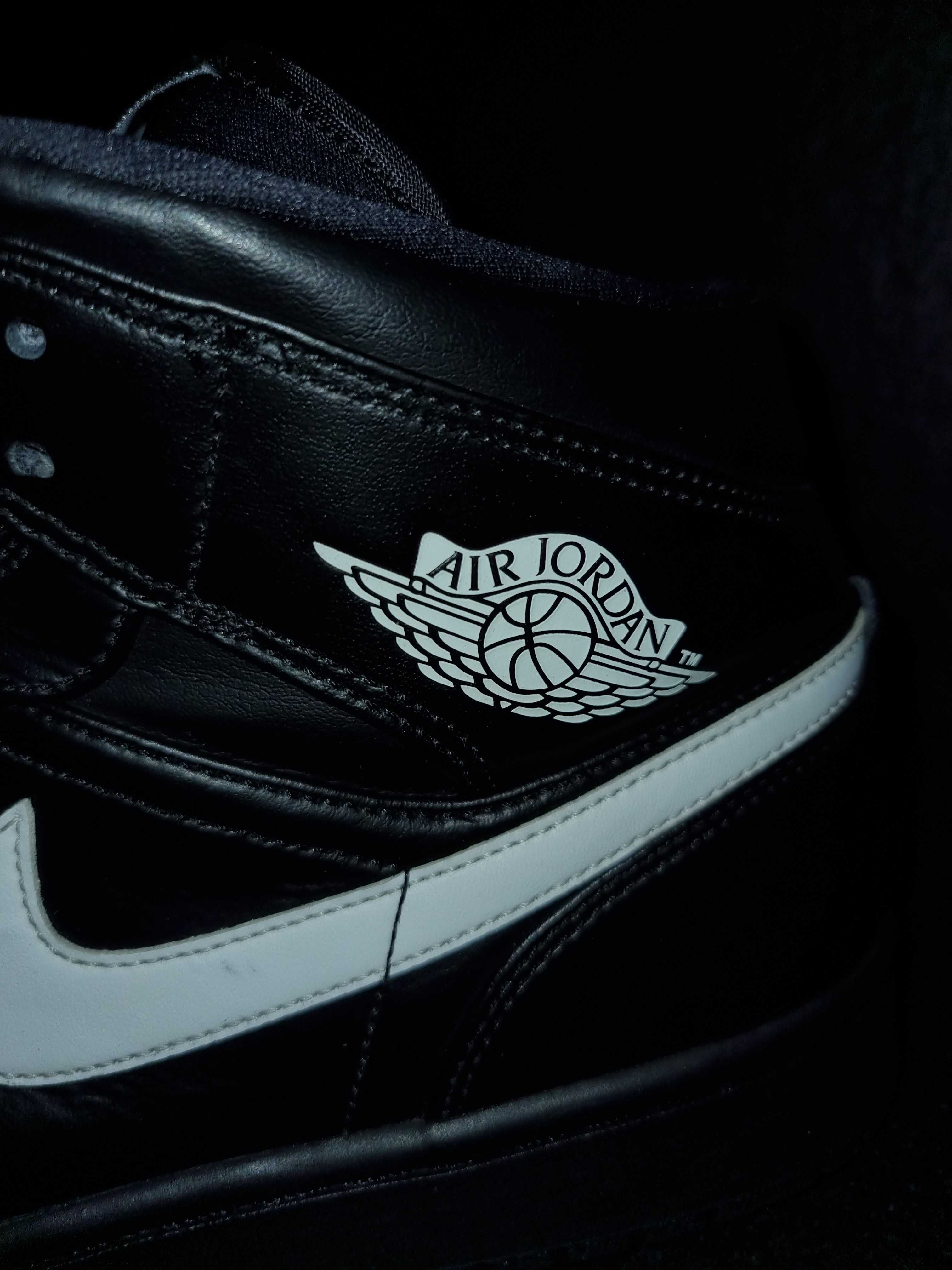 Buty męskie Nike Air Jordan 1 Mid Black White 2018 Sneakers Sneakersy