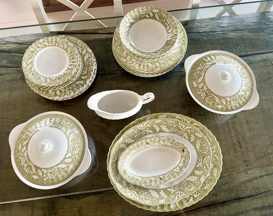 Serviço de Jantar - J&G Meakin England Sterling Renaissance Green