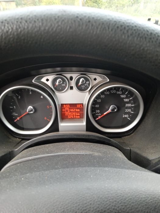 Автомобіль Форд смакс