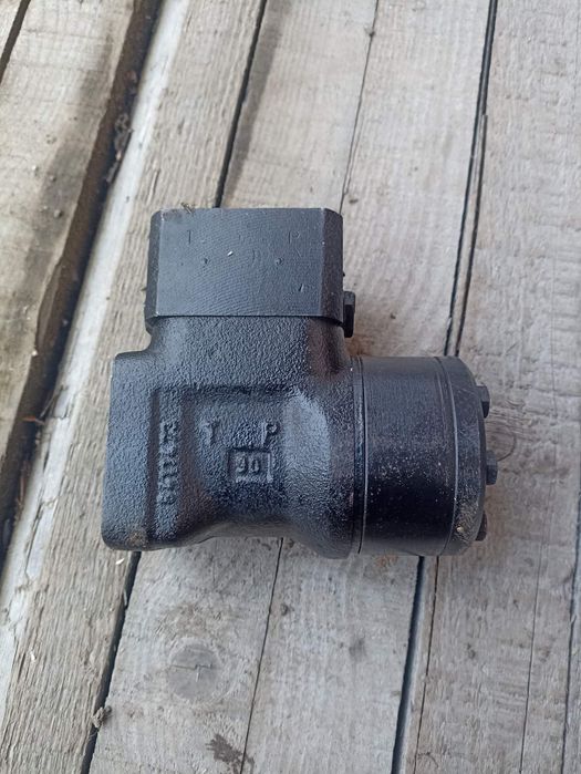 Насос дозатор гидроруль всех производителей ремонт