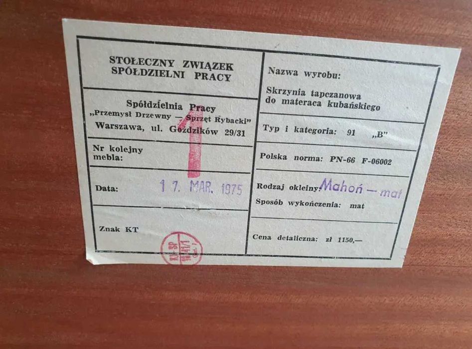 50-letnie drewniane łóżko wersalka tapczan sofa kanapa PRL retro