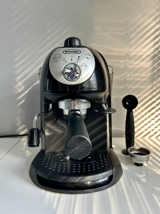 Expres DeLonghi EC200CD.B