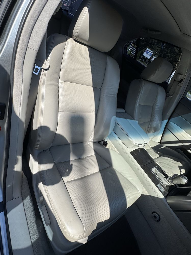 Продам Honda Legend