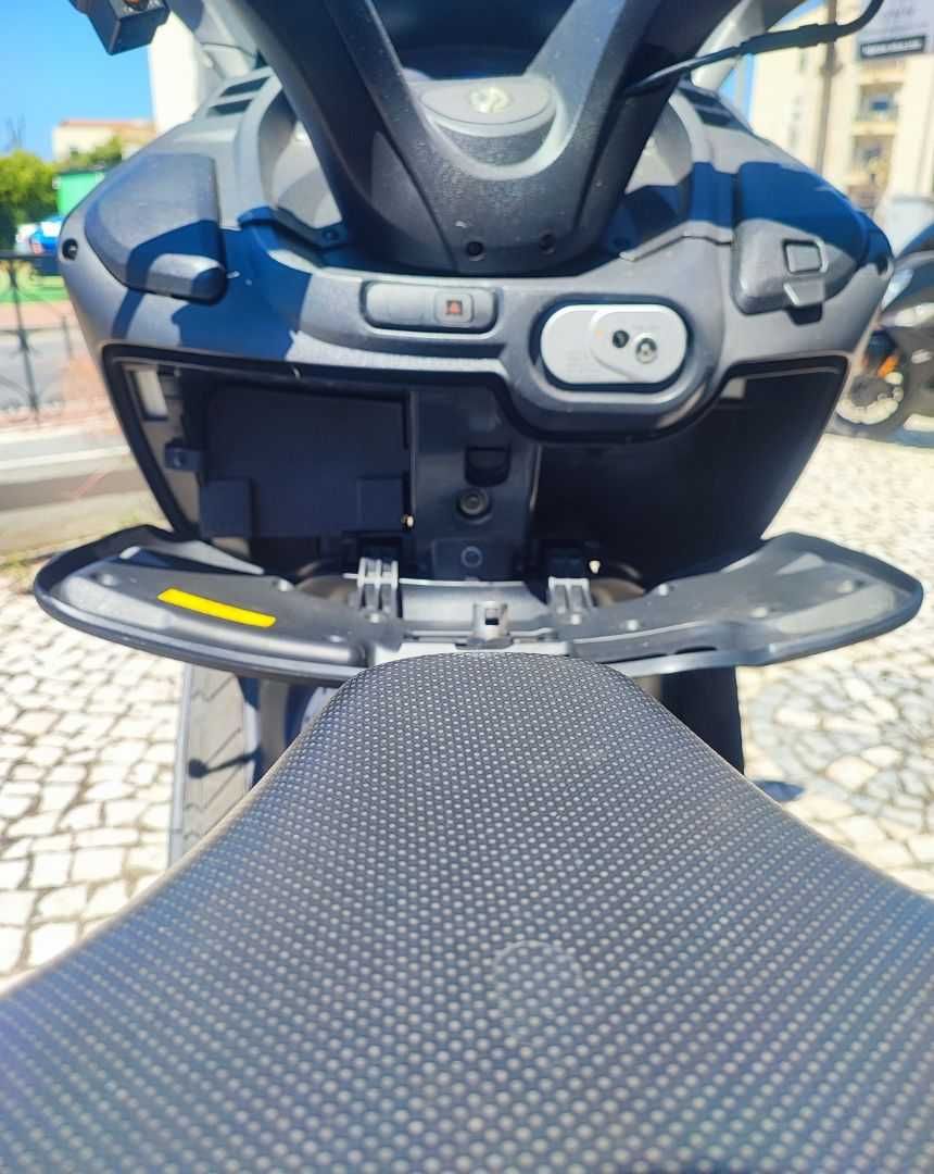 Sym GTS Evo com revisão feita