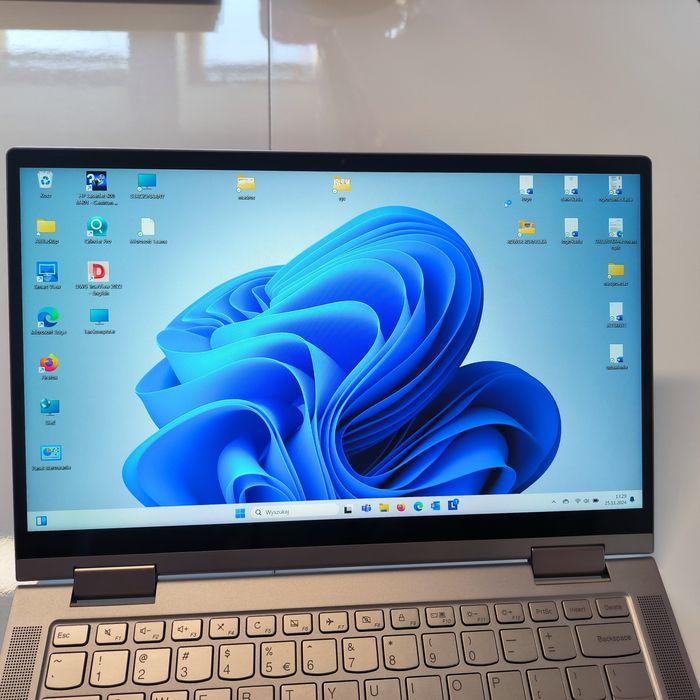 Lenovo Yoga C740 14" 2w1 ultra book jak nowy  (ekran dotykowy)