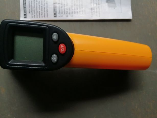 Термометр инфракрасный цифровой с лазерным указателем