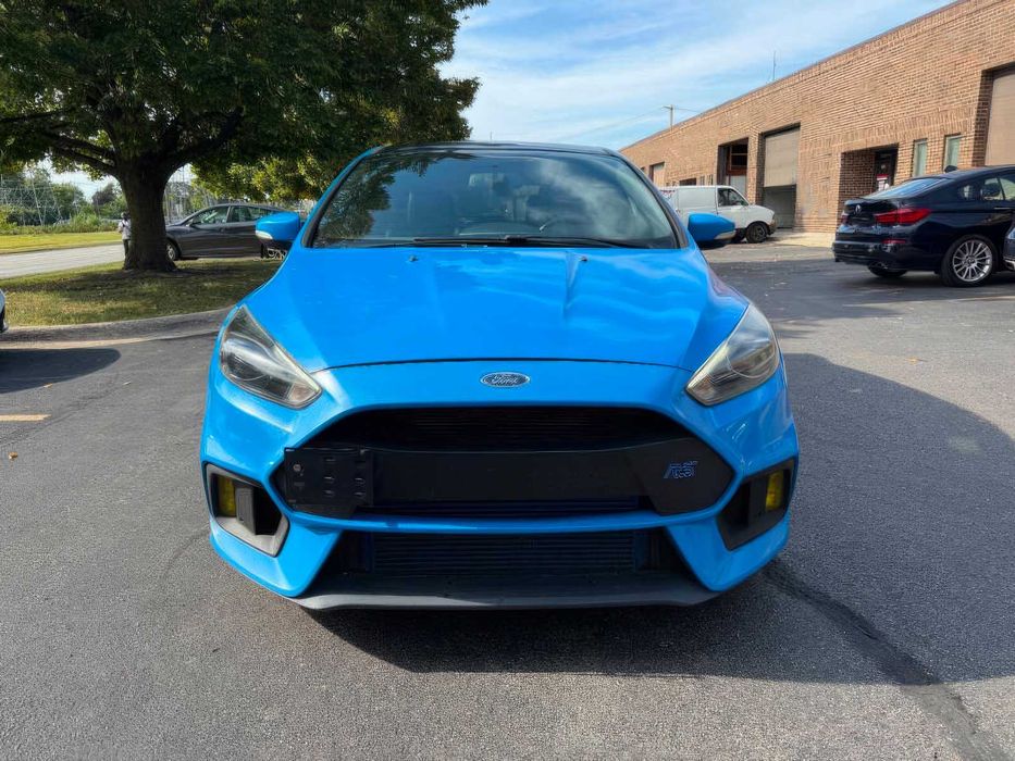 Ford Focus RS      2017
