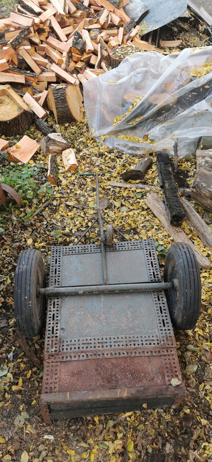 Wózek transportowy ogrodowy na grubych mocnych kołach