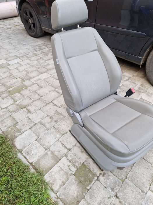 Oddam Fotel caddy 2007rok.