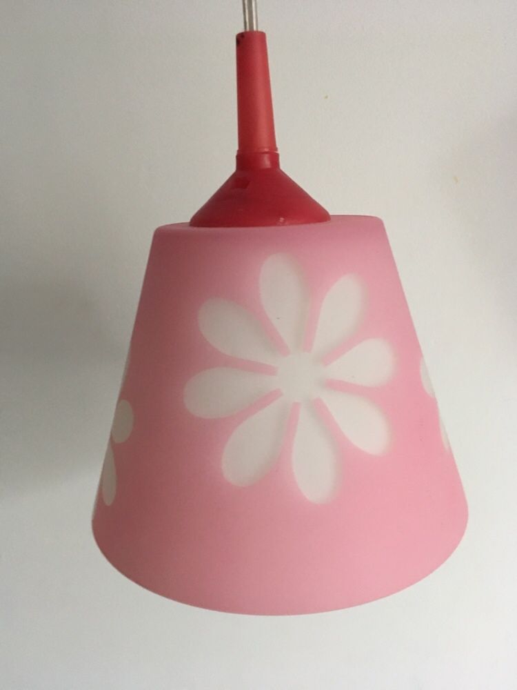 Lampa sufitowa różowa IKEA