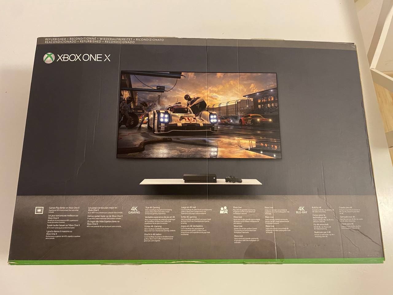 Xbox One X 1TB + 2 pady + GTA V | Stan bardzo dobry