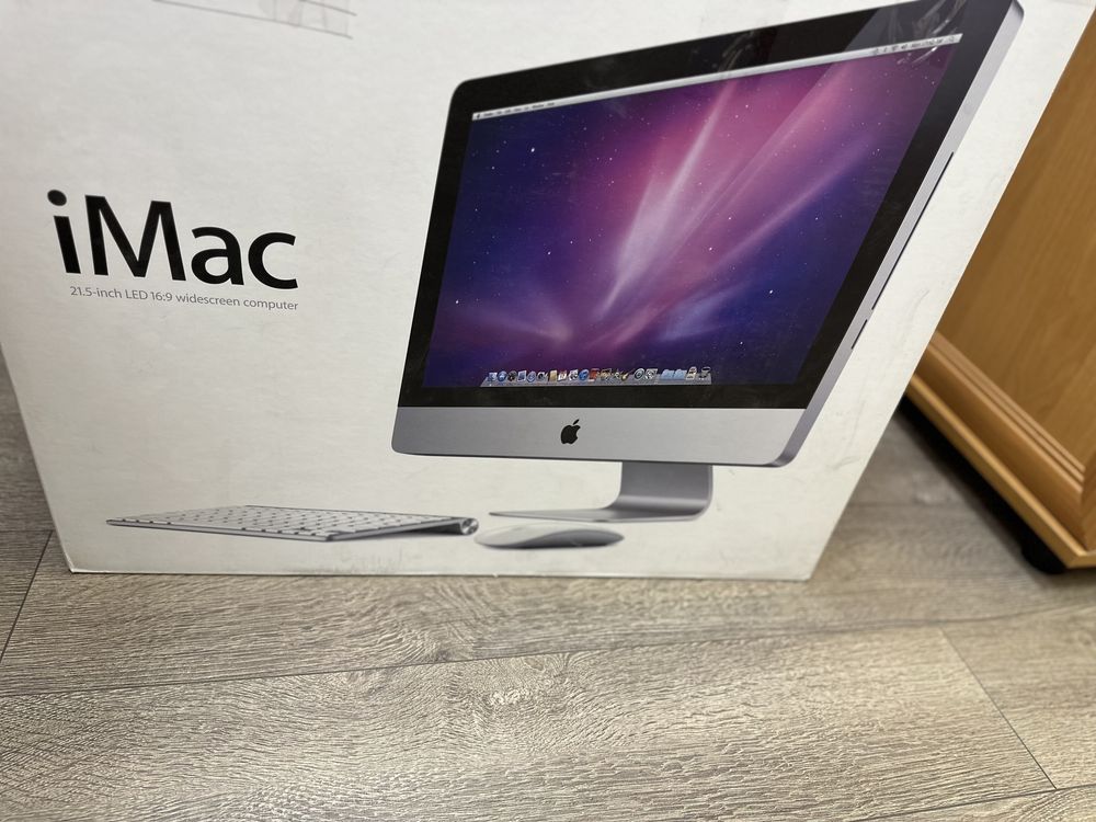 iMac 21.5-inch LED 16:9 widescreen computer 2012 года