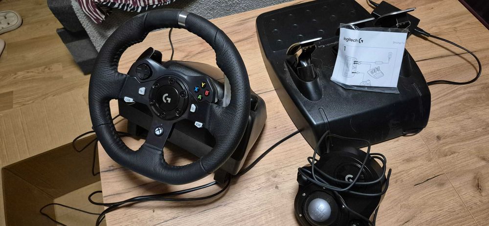 Kierownica Logitech G920  700 zł komplet