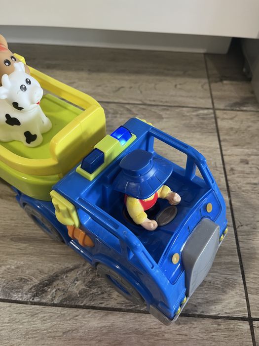 Rezerw  Farm Truck zwierzęta na wsi. Zabawka Interaktywna.