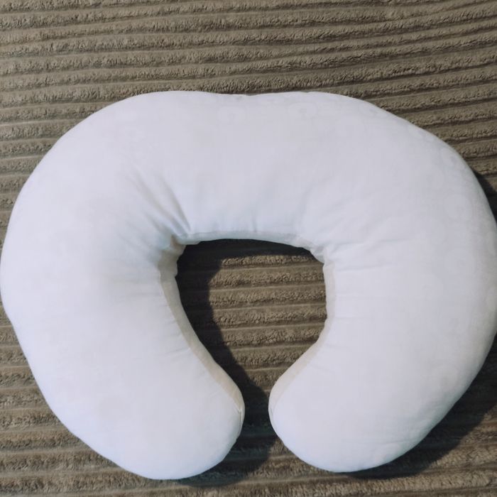 Подушка для годування