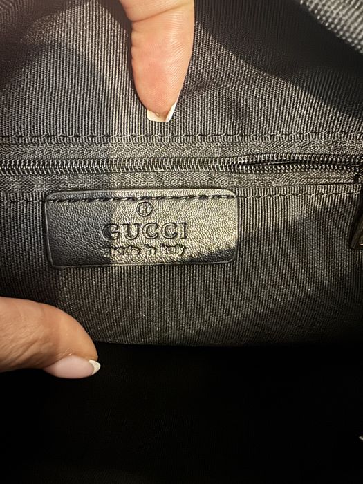 Saszetka nerka Gucci